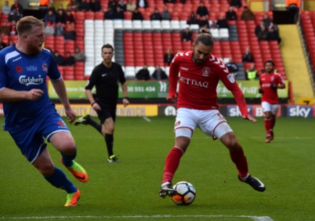 Ricky Holmes turns on the ball